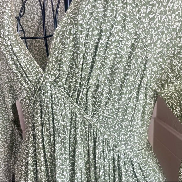 Faherty Sirene Mini Dress Rivertin Ditsy Floral Green NWT size S - Picture 2 of 7